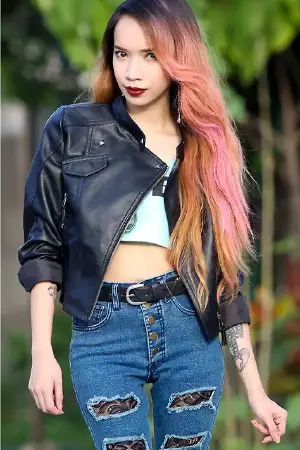 A picture of Cute asian in ripped jeans hosted on ShaveKings.com published Wednesday July 8th
