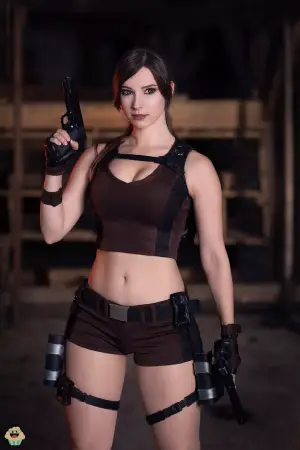 Tomb raider babe