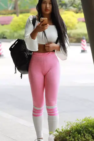 A picture of Super cute asian beaver hosted on ShaveKings.com published Sunday July 5th